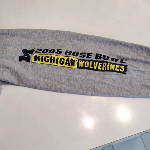 NWOT Michigan 2005 Pasadena Jersey (Vintage) - Picture 7 of 7